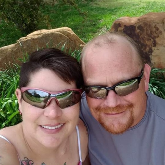 Meet your Posher, Loralee - Picture 1 of 1